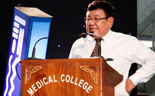 Bahrain's Isa Award for service to humanity goes to top Nepali doctor