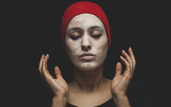 What's the Deal With Probiotics and Prebiotics in Skincare? Derms Explain the Difference