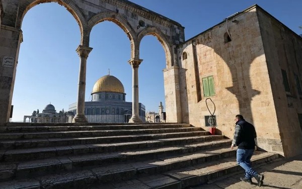 Jordan stresses importance of respecting status quo in Al-Aqsa Mosque during Netanyahu meeting