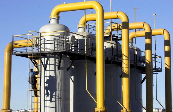 Exclusive-Germany in advanced talks with Oman for natural gas supplies